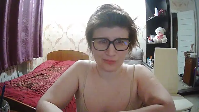 Chatroom XXX en direct de Lolitiaa