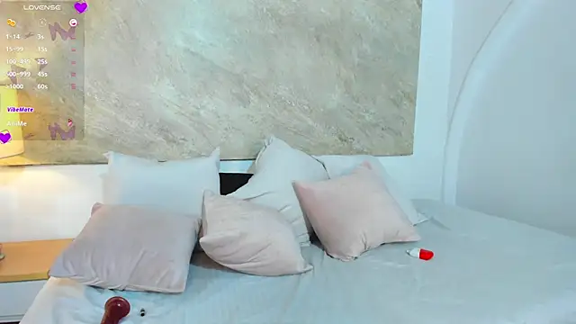Chatroom XXX en direct de _maria_celestee_
