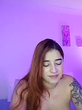 Chatroom XXX en direct de martina_connor1