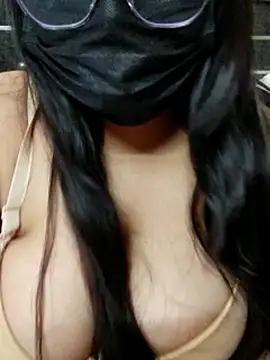 Chatroom XXX en direct de Aysha_69
