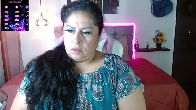 Keyla01_'s Live XXX Chat