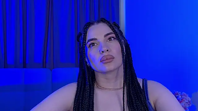 AdrianaToress Adlı Modelin Canlı XXX Sohbeti