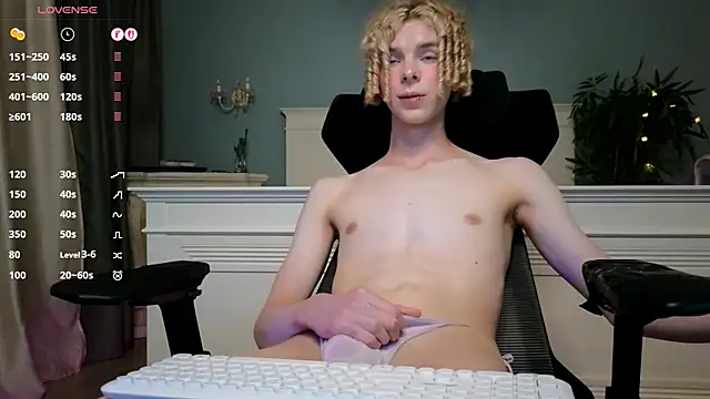 Kudi_Minnt's Webcam Show