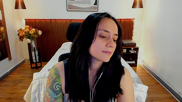 KatherineBond Chat XXX in diretta