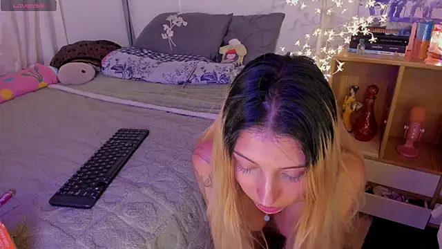cuteweed420 Chat XXX live