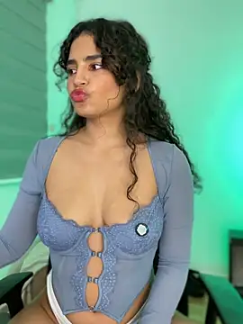 holaRosa's Live XXX Chat