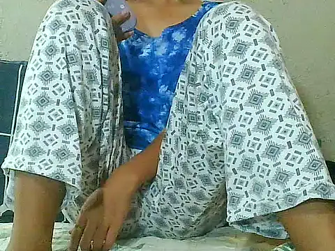 PinaySkinnyGirl Live XXX Chat