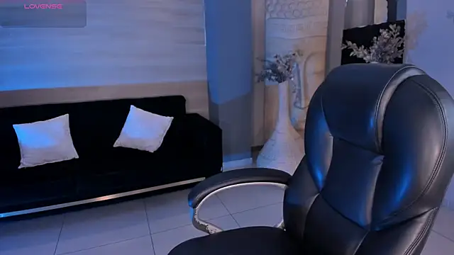 MariaHerrera_ Adlı Modelin Canlı XXX Sohbeti