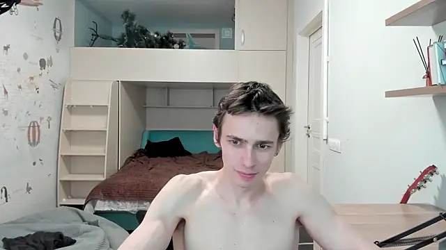urgoddessboy: διαδικτυακό σόου στην κάμερα