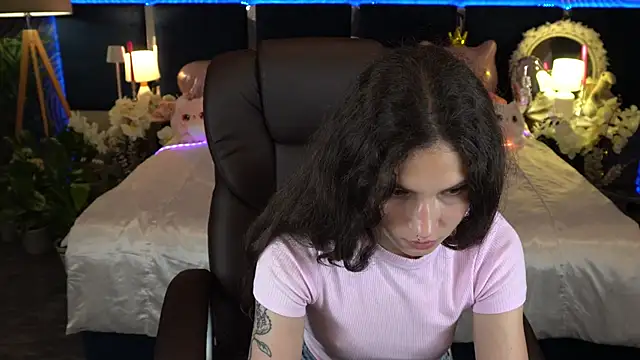 BabyFlowerr – Live XXX-chat
