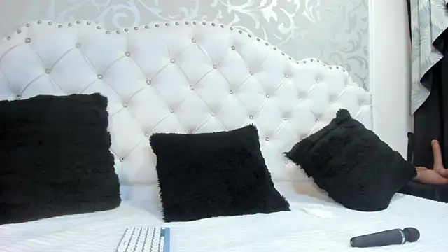 Chat XXX en directo de LilithBoneth