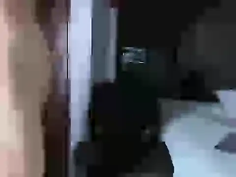 Chat XXX ao vivo de Adrian_Wolf