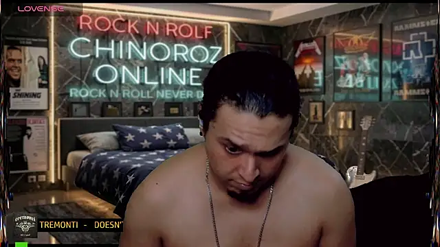XXX chat uživo modela chino_roz