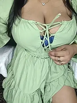 Chat XXX ao vivo de Curvy_Pooja