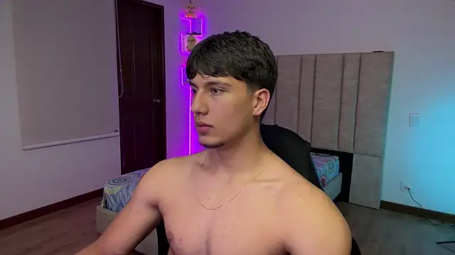 CHRIS_MORGAN1 Obrolan Langsung XXX