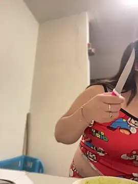 Chat +18 de KaroVelvet ao vivo