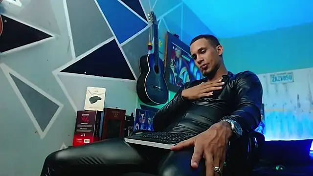 MagnusFrost Live XXX-chat