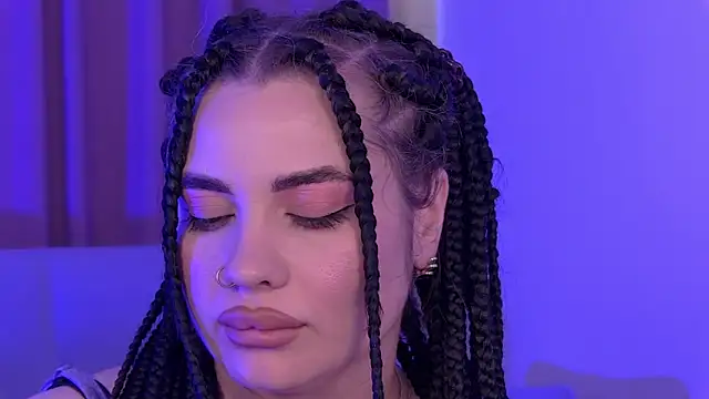Czat XXX na żywo – AdrianaToress