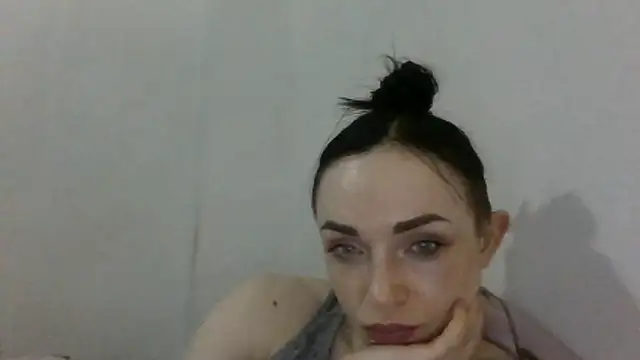 Trinsy_Love's Live XXX Chat