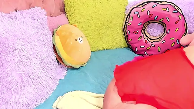 LillyCandy Adlı Modelin Canlı XXX Sohbeti