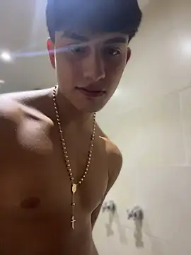 Lander_Cruz Live XXX-Chat