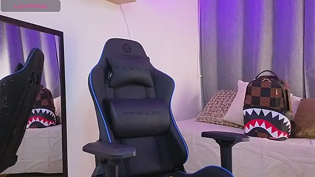 Chat XXX ao vivo de ASHTON_HILS
