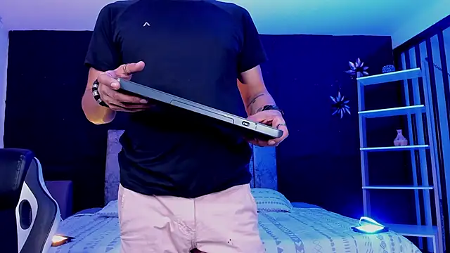 LiamDeep লাইভ XXX চ্যাট