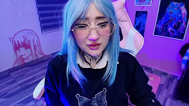 Miwa_violet Adlı Modelin Canlı XXX Sohbeti