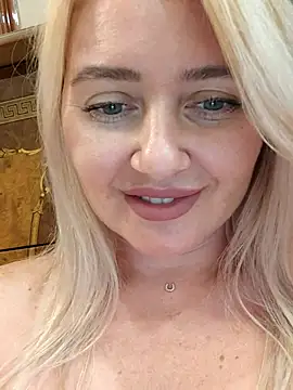 LadyLolyPop_ Adlı Modelin Canlı XXX Sohbeti