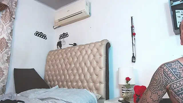 NinaAndRocco Adlı Modelin Web Kamerası Şovu