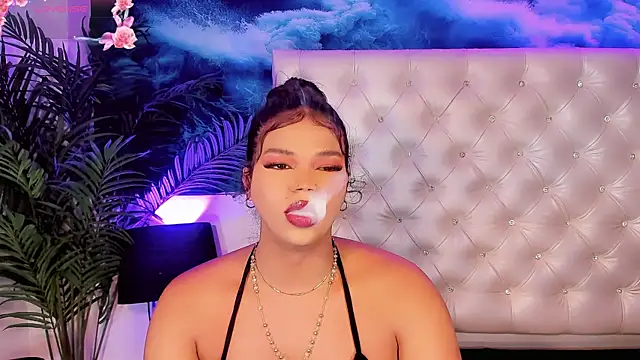 Czat XXX na żywo – Keira_Fox31