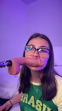 Czat XXX na żywo – aurora_divine