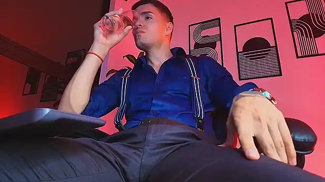ALPHA_DOMINUS_ élő XXX-chatje