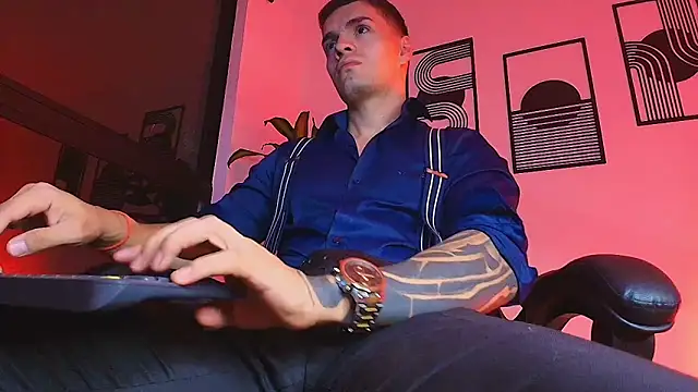 ALPHA_DOMINUS_ Live XXX Chat