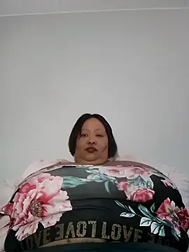 nancy111 即時 XXX 聊天