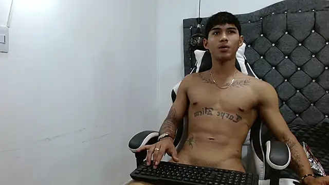 luka_big18 Adlı Modelin Canlı XXX Sohbeti