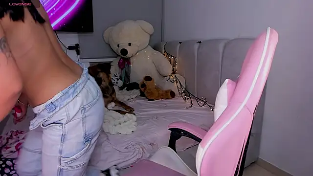 SarahCute14's Live XXX Chat