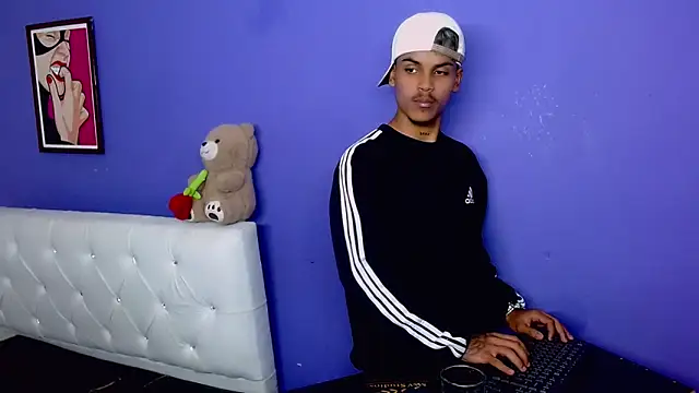 Chatroom XXX en direct de Angel_foxc13