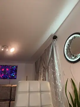 Chat XXX ao vivo de Frank_Farrell