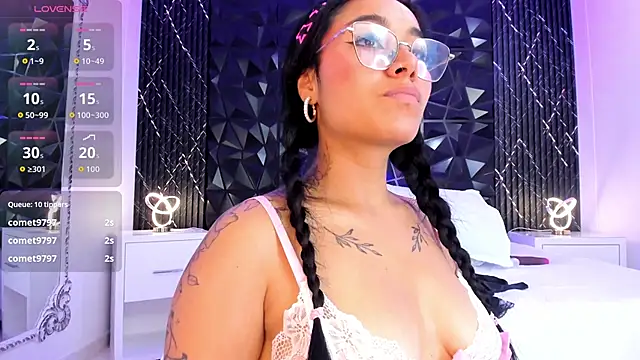 AnaiaClarck's Live XXX Chat