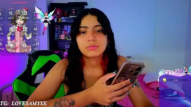 Lovelyamyy Chat XXX in diretta