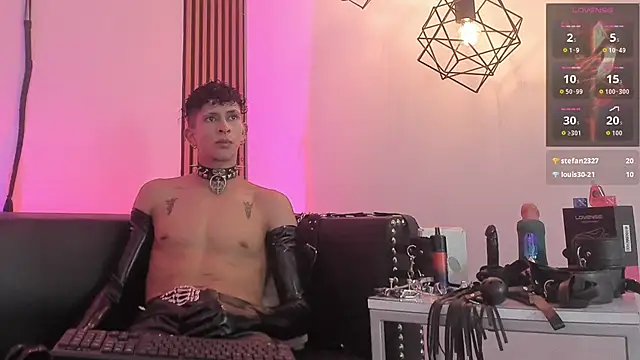 Онлайн чат XXX Maximoking26