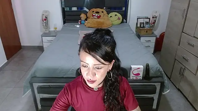 samantha_shines Chat XXX in diretta