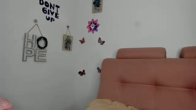 lizzie_c XXX чат на живо