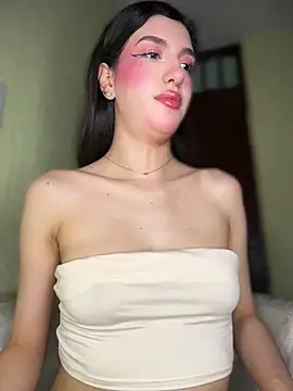 Emily-hottson's Webcam Show