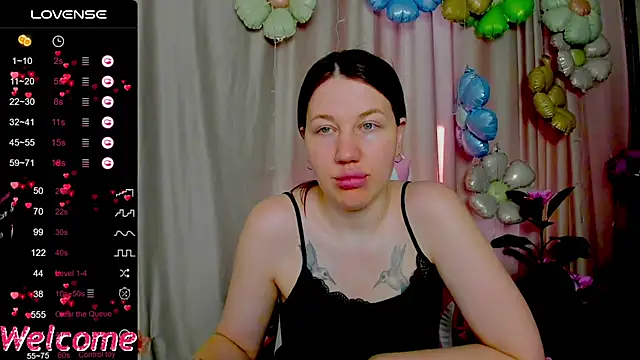 Chat XXX en directo de Arya_Curves