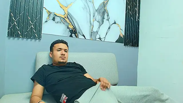 Онлайн  чат XXX MAICOL_TORNER