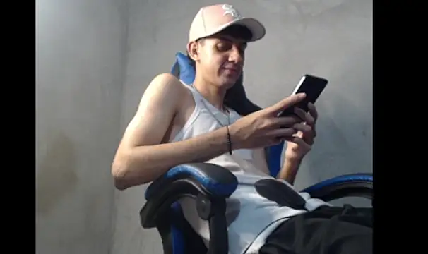 Garu_hot19 Chat XXX live