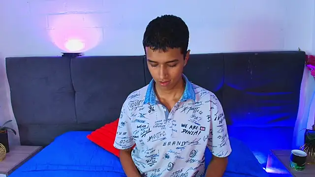 Alan_Colthon Live XXX-chat