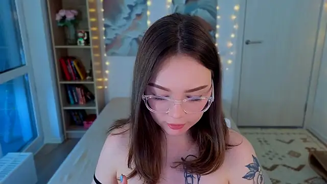 MilenaSaint 现场XXX聊天